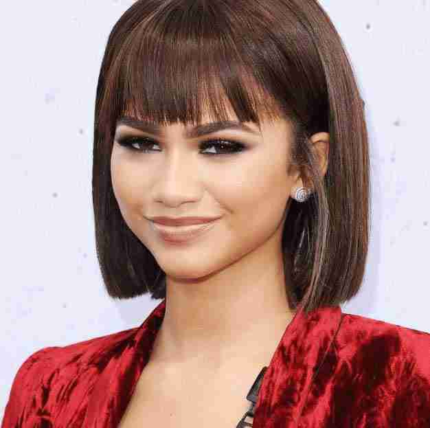 9-Pretty-Shoulder-Length Hairstyles