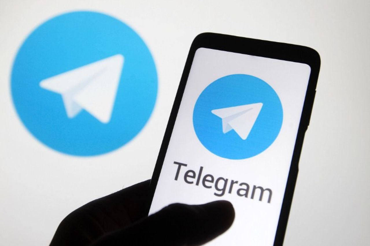 Whats App vs Telegram
